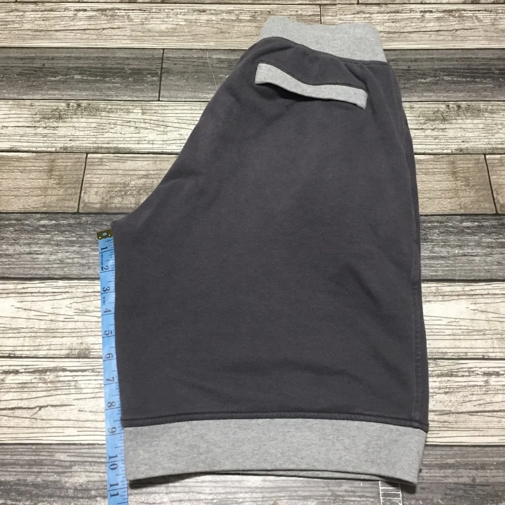 Jordan Brand Sweat Shorts Men’s M Dark Gray (Inseam 11) Drawstring.